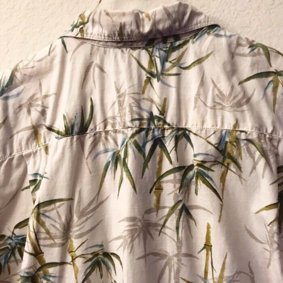 Columbia Men’s Short Sleeved Button Down Shirt M - Picture 3 of 6